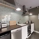 Churchill 3br By Daniel&jacob's דירה