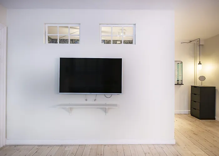 Churchill 3br By Daniel&jacob's