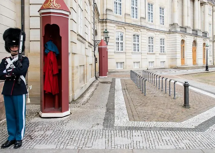 Churchill 3br By Daniel&jacob's Apartman