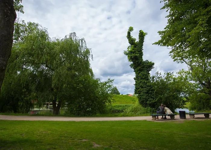 Churchill 3Br By Daniel&Jacob'S